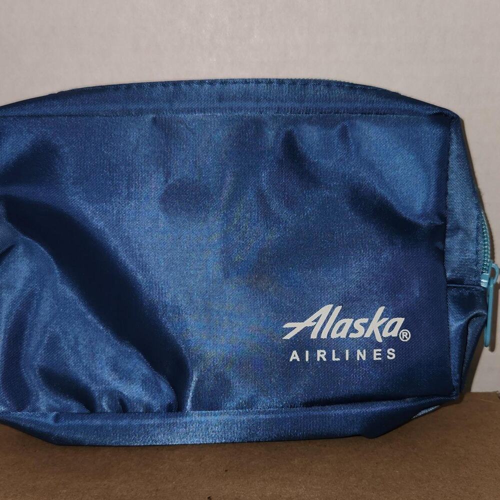 Vintage style alaska airlines blue toiletry